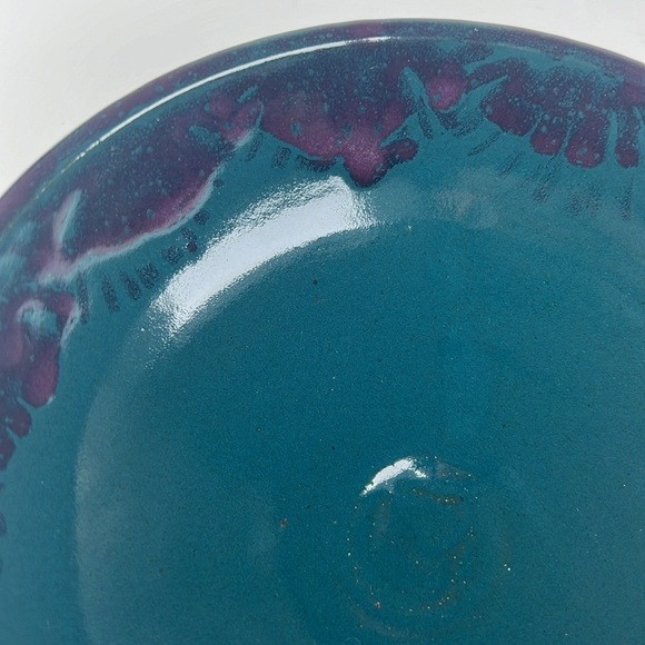 Studio Art Pottery Bowl - Picture 5 of 10